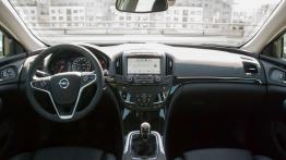 Opel Insignia 1.6 CDTI – rodzinny klasyk