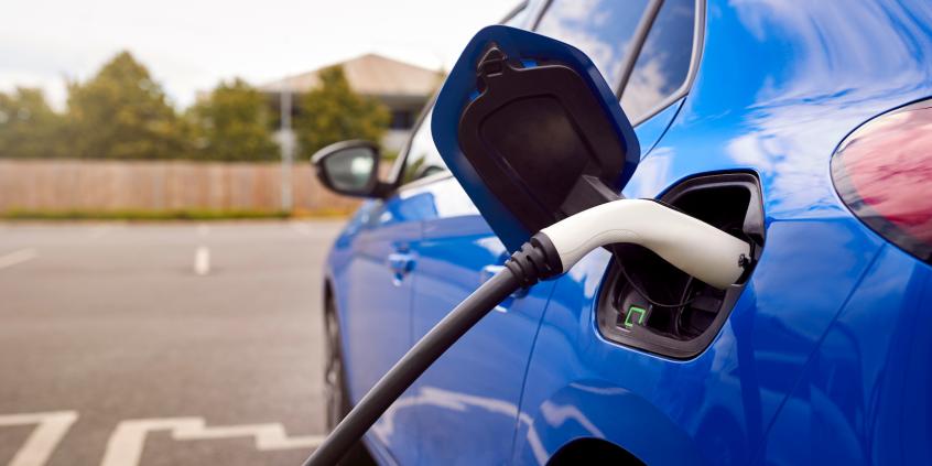 UE zmienia zasady gry. Nowa klasa samochodów M1E i "superkredyty" mają przynieść tanie elektryki