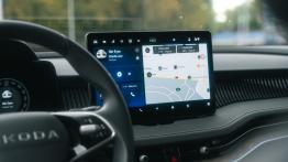 Skoda Superb Combi L&K PHEV - czasy się zmieniają i hybrydy też