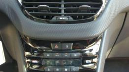 Peugeot 208 FL - na miasto w sam raz