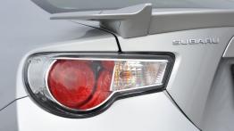 Subaru BRZ - lewy tylny reflektor - wyłączony