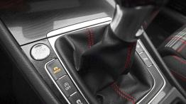 Volkswagen Golf GTI Performance vs. Seat Leon SC Cupra 280 - dwaj przyjaciele z ...