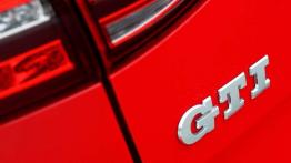 Volkswagen Golf GTI Performance vs. Seat Leon SC Cupra 280 - dwaj przyjaciele z ...