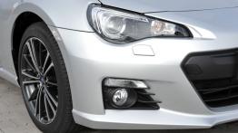 Subaru BRZ - prawy przedni reflektor - wyłączony