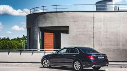 Mercedes E220d - nowoczesny konserwatyzm