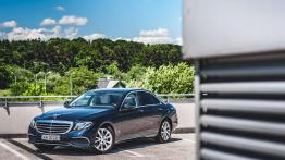 Mercedes E220d - nowoczesny konserwatyzm