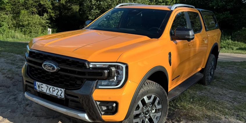 Ford Ranger Wildtrak PHEV jest lepszy od diesla. Ile pali w trasie i dla kogo jest stworzony?