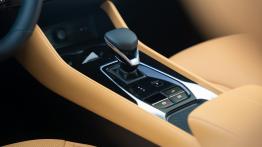 Porównanie: MG HS Hybrid+ Exclusive vs Nissan Qashqai e-Power Tekna+. Która hybryda lepsza?