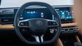 Porównanie: MG HS Hybrid+ Exclusive vs Nissan Qashqai e-Power Tekna+. Która hybryda lepsza?