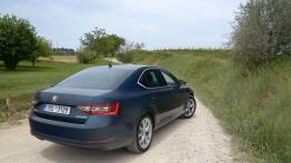 Skoda Superb - gdy uczennica przerasta mistrza