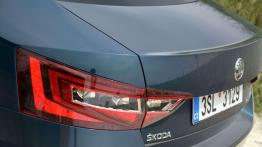 Skoda Superb - gdy uczennica przerasta mistrza