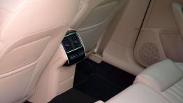 Skoda Superb - gdy uczennica przerasta mistrza