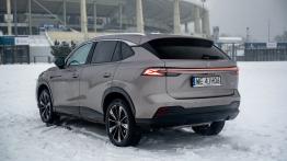 Porównanie: MG HS Hybrid+ Exclusive vs Nissan Qashqai e-Power Tekna+. Która hybryda lepsza?