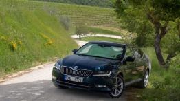 Skoda Superb - gdy uczennica przerasta mistrza