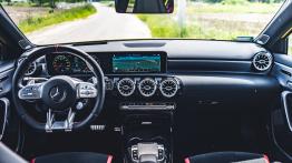 Mercedes-AMG A35. Pasażerowie tego nienawidzą