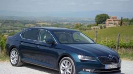Skoda Superb - gdy uczennica przerasta mistrza
