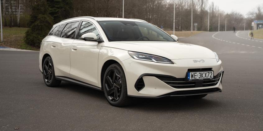 BYD Seal 6 DM-i Touring Comfort to całkiem niezły chiński Passat, ale bywa też męczący