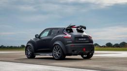 Nissan Juke-R 2.0 - wilk w owczej skórze