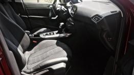 Peugeot 308 po liftingu – bo liczy się wnętrze