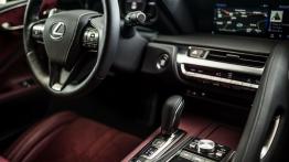 Lexus Driving Emotions 2017 – co Lexusy pokażą na torze?