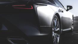 Lexus Driving Emotions 2017 – co Lexusy pokażą na torze?