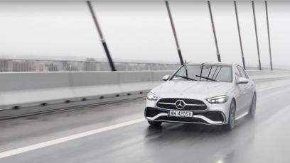 Mercedes C300e – 100 km na samym prądzie