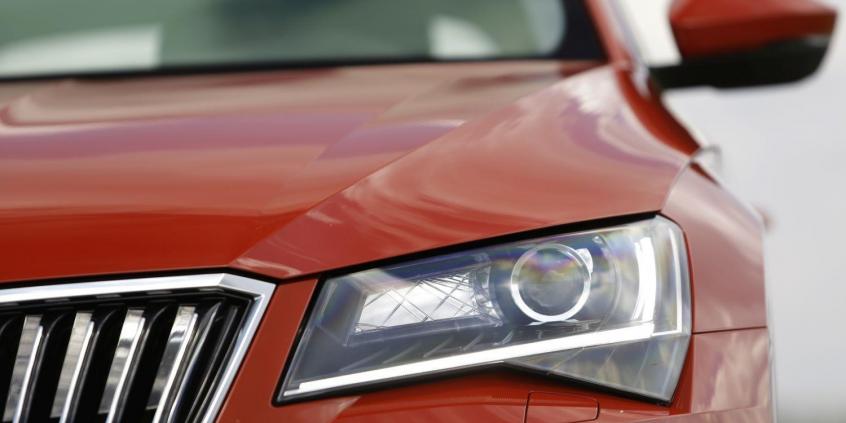 Światła w samochodzie