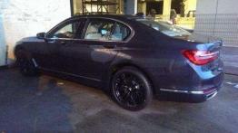 BMW Serii 7 przyłapane bez żadnego kamuflażu