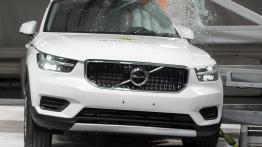 Euro NCAP rozbiło Focusa i XC40. Który bezpieczniejszy?