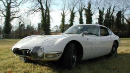 Żyje się tylko dwa razy