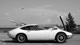 Żyje się tylko dwa razy